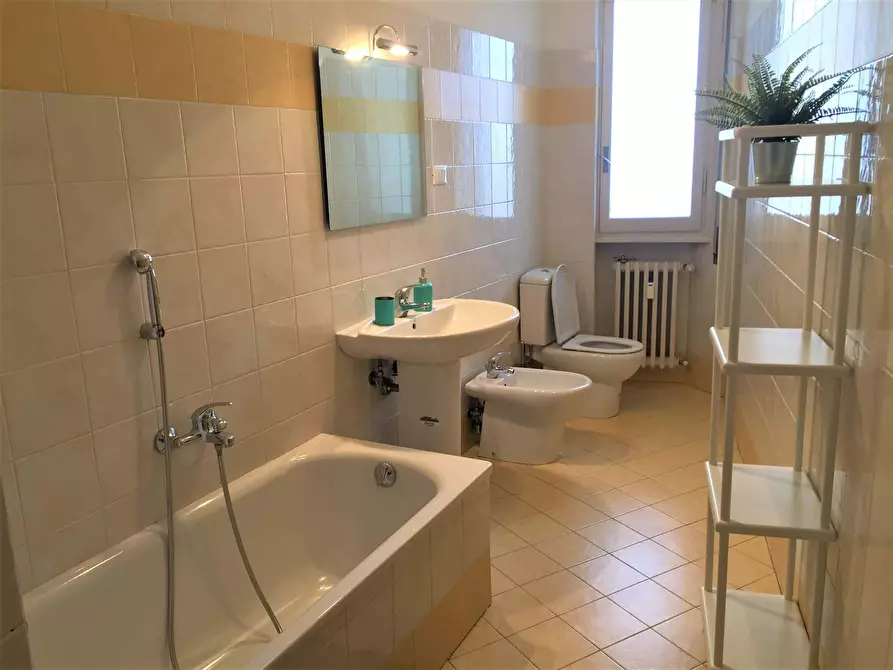 Immagine 6 di Camera in affitto  in Via Quintino Sella44 a Firenze