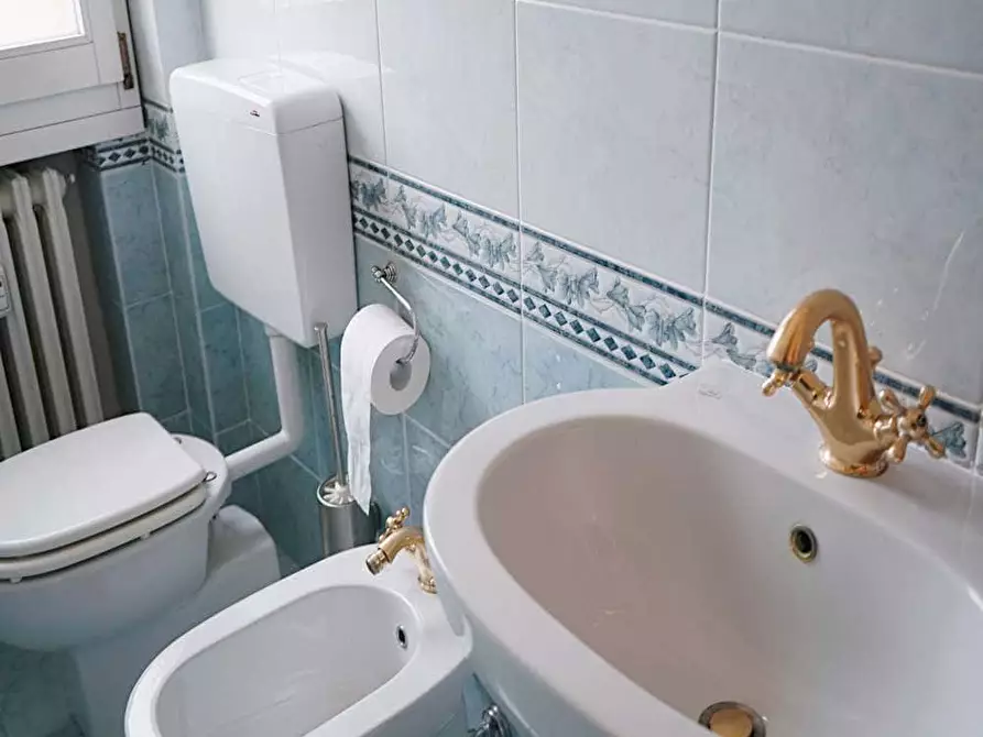 Immagine 6 di Camera in affitto  in Via Santa Croce16 a Bologna