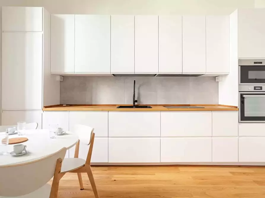 Immagine 30 di Appartamento in affitto  in Via Francesco Melzi d'Eril38 a Milano