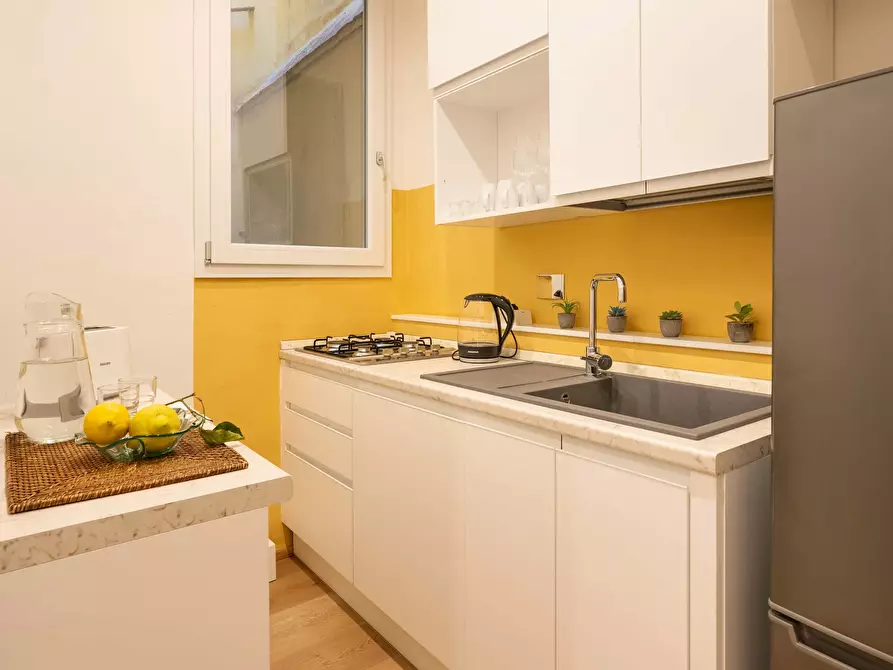 Immagine 23 di Appartamento in affitto  in Via Santa Reparata a Firenze