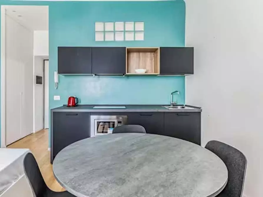 Immagine 2 di Appartamento in affitto  in Via Vincenzo Russo15 a Milano