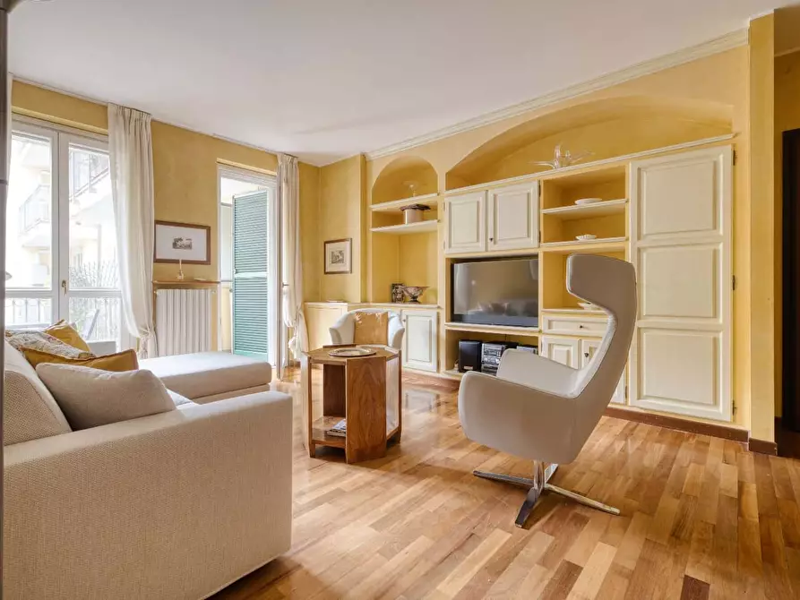 Immagine 2 di Appartamento in affitto  in Via Scaldasole6 a Milano