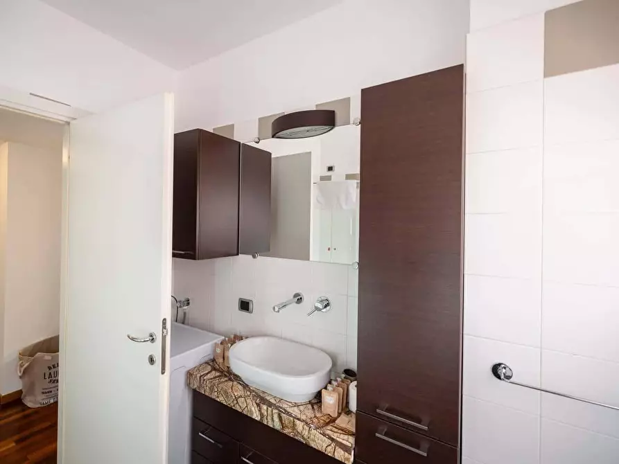 Immagine 13 di Appartamento in affitto  in Viale dell'Innovazione11 a Milano