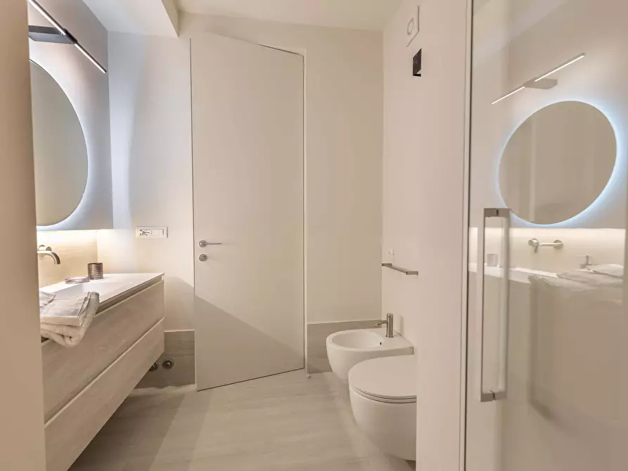 Immagine 23 di Appartamento in affitto  in Via Francesco Melzi d'Eril26 a Milano