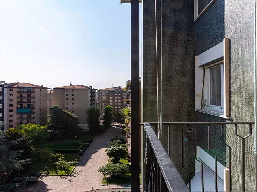 Immagine 16 di Camera in affitto  in Viale San Gimignano4 a Milano