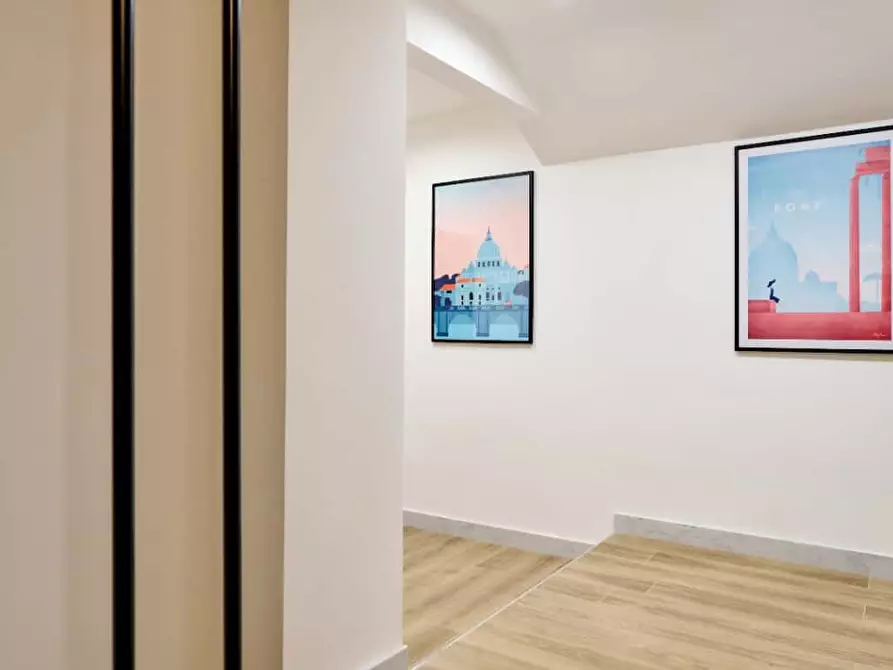 Immagine 25 di Appartamento in affitto  in Via Giulia di Gallese4 a Roma