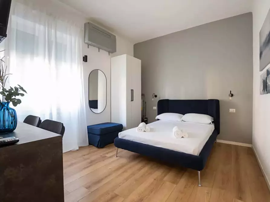 Immagine 6 di Appartamento in affitto  in Via Farsaglia a Milano