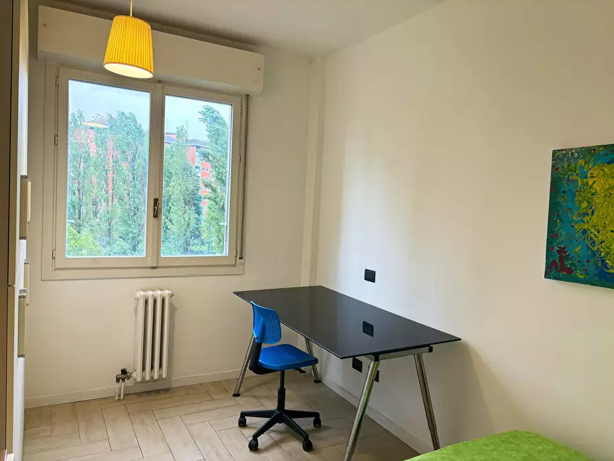Immagine 13 di Camera in affitto  in Via Angelo de Gasperis2 a Milano