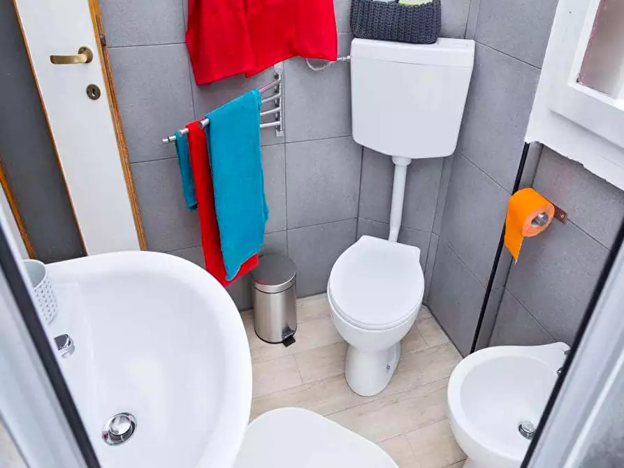 Immagine 26 di Camera in affitto  in Via Salvatore Barzilai14 a Milano