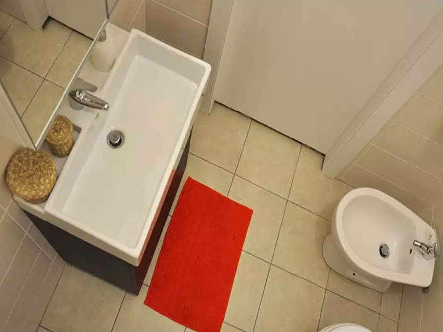 Immagine 29 di Camera in affitto  in Via Mauro Macchi2 a Milano