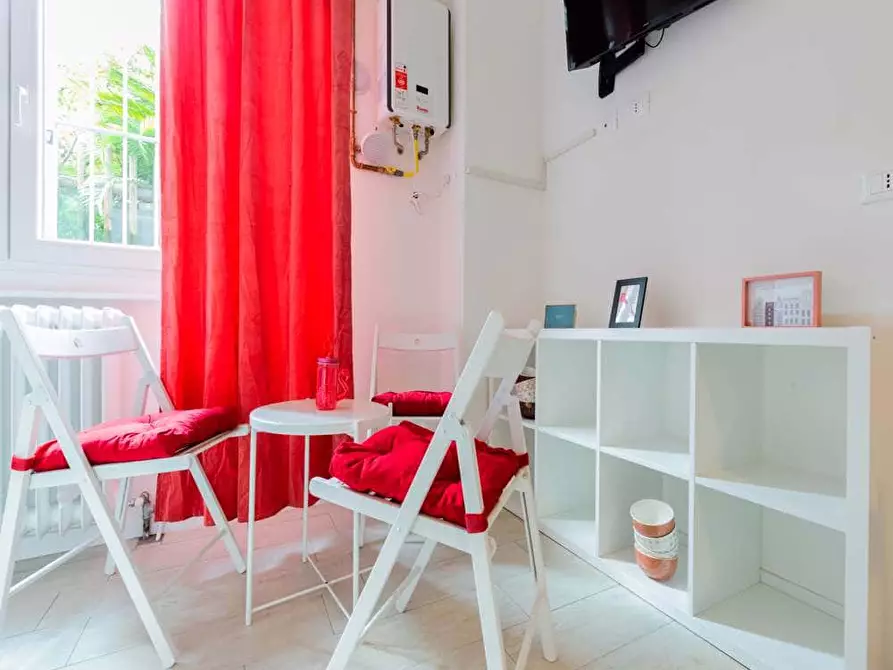 Immagine 17 di Camera in affitto  in Via Natale Battaglia27 a Milano