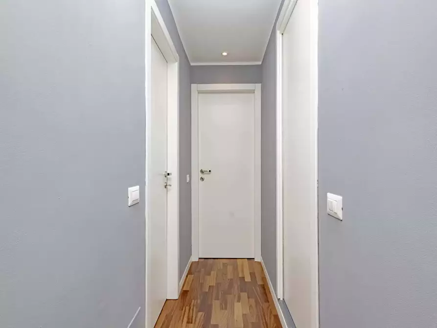 Immagine 23 di Appartamento in affitto  in Via Giambellino71 a Milano