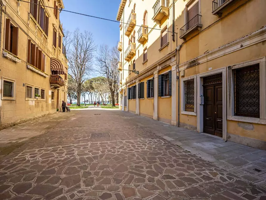 Immagine 15 di Appartamento in affitto  in Calle Generale Chinotto11 a Venezia