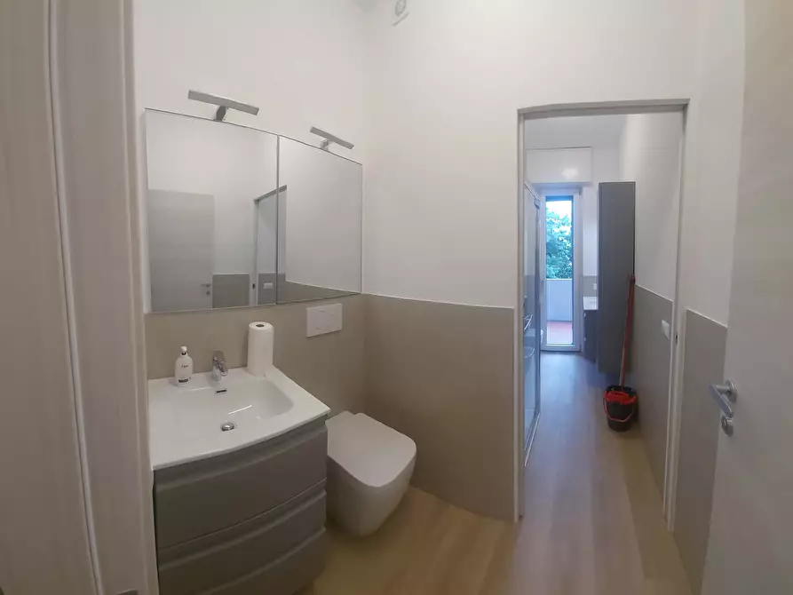 Immagine 11 di Camera in affitto  in Via Cipriano Facchinetti2 a Milano