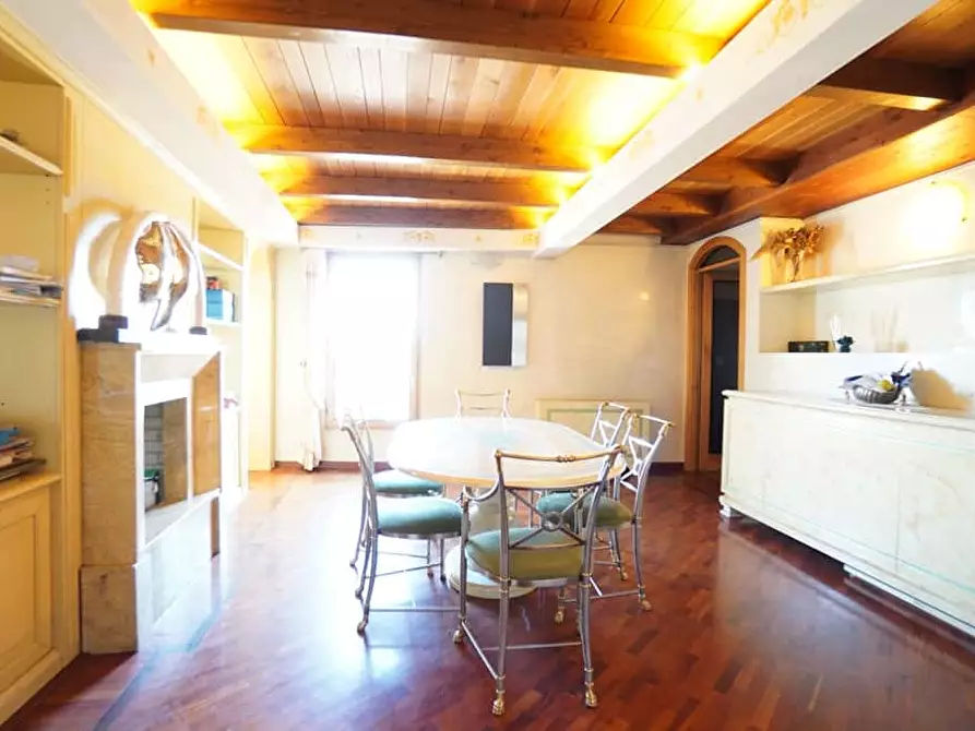 Immagine 12 di Appartamento in affitto  in Via Galliera18 a Bologna