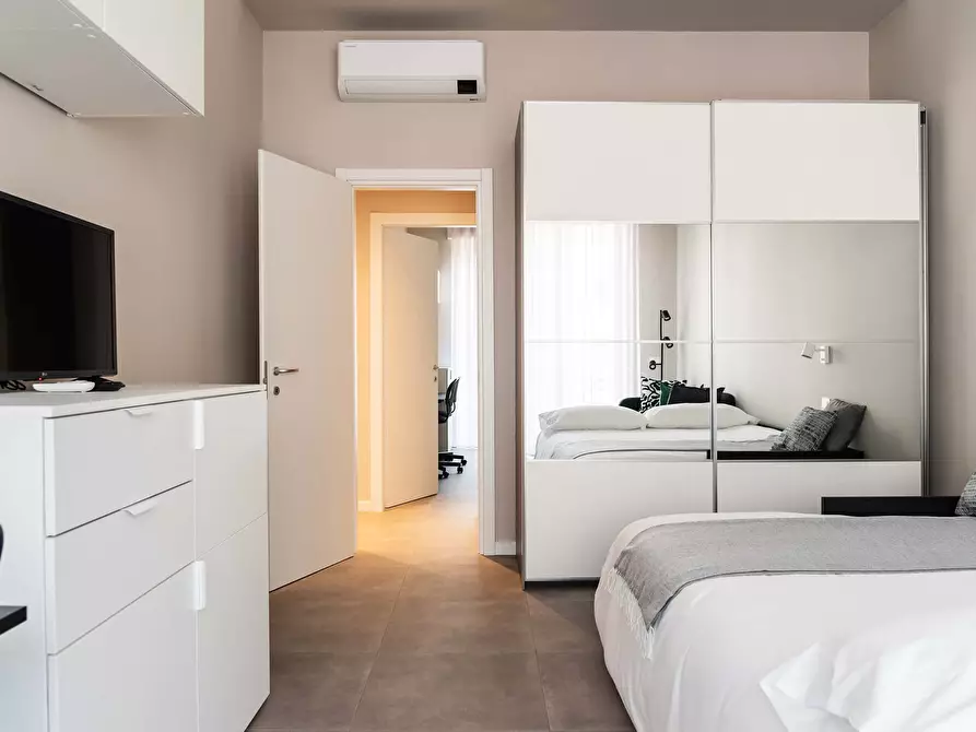 Immagine 21 di Appartamento in affitto  in Via Antonio Bazzini a Milano