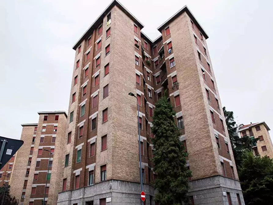 Immagine 21 di Camera in affitto  in Via Salvatore Barzilai15 a Milano