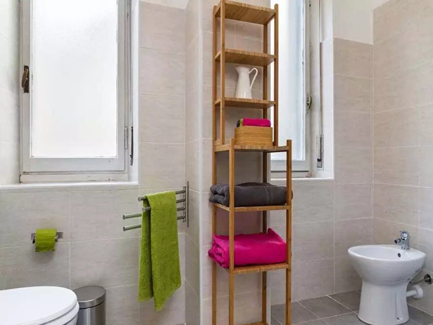 Immagine 23 di Camera in affitto  in Via Larga26 a Milano