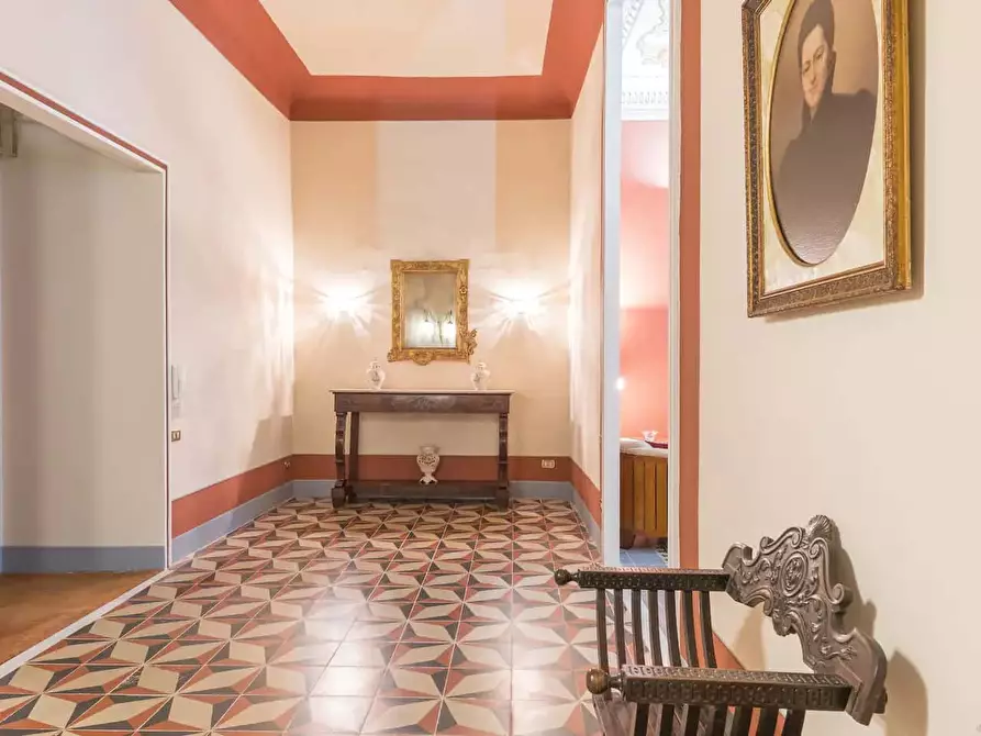 Immagine 6 di Appartamento in affitto  in Via Fillungo1 a Lucca
