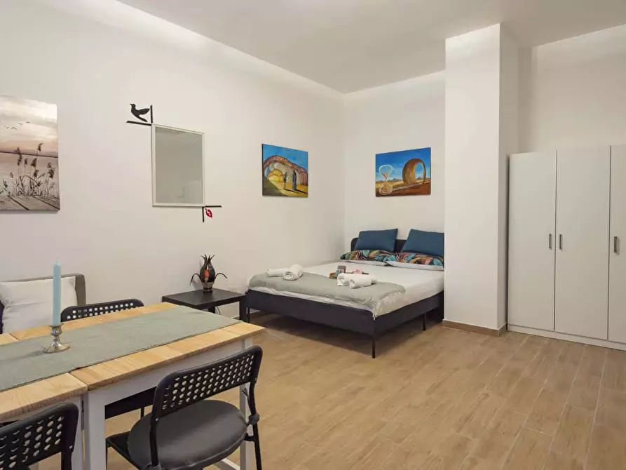 Immagine 2 di Appartamento in affitto  in Via Cesare Balbo11 a Milano