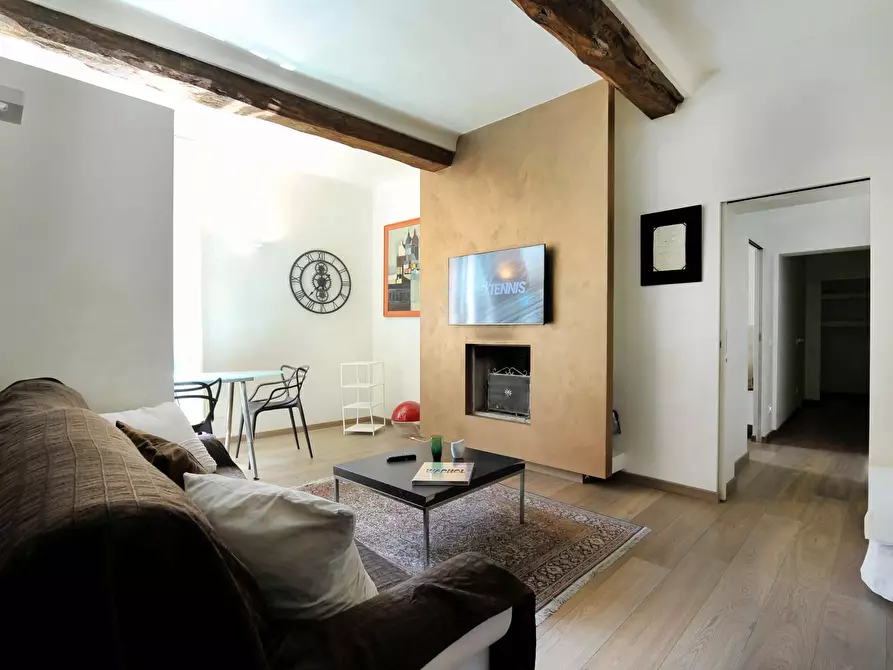 Immagine 1 di Appartamento in affitto  in Via Santo Stefano35 a Bologna