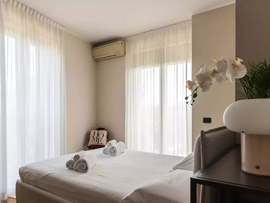 Immagine 4 di Appartamento in affitto  in Via Vico Magistretti3 a Milano