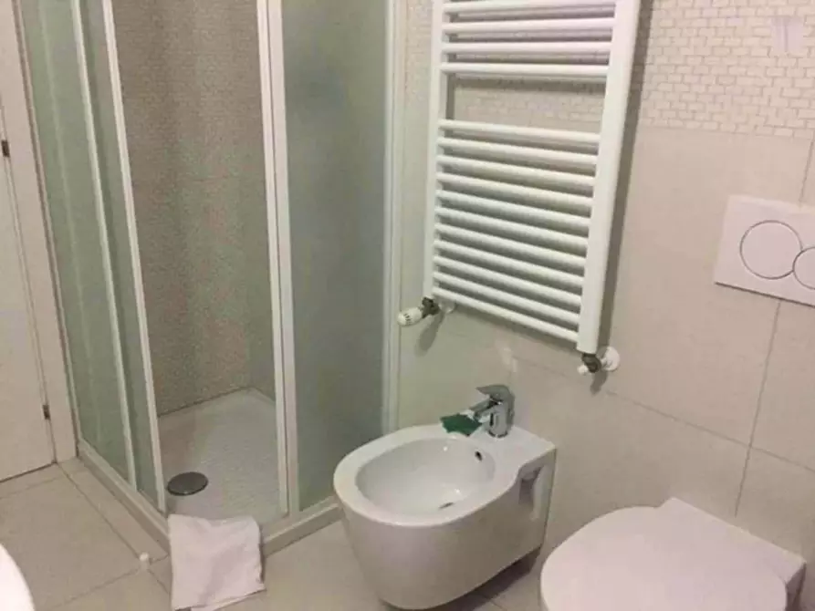 Immagine 5 di Appartamento in affitto  in Via Luigi Mercantini a Milano