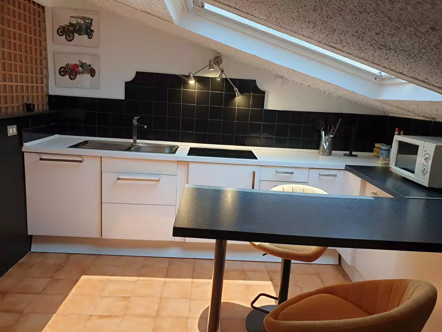 Immagine 27 di Appartamento in affitto  in Via Volturno40 a Roma