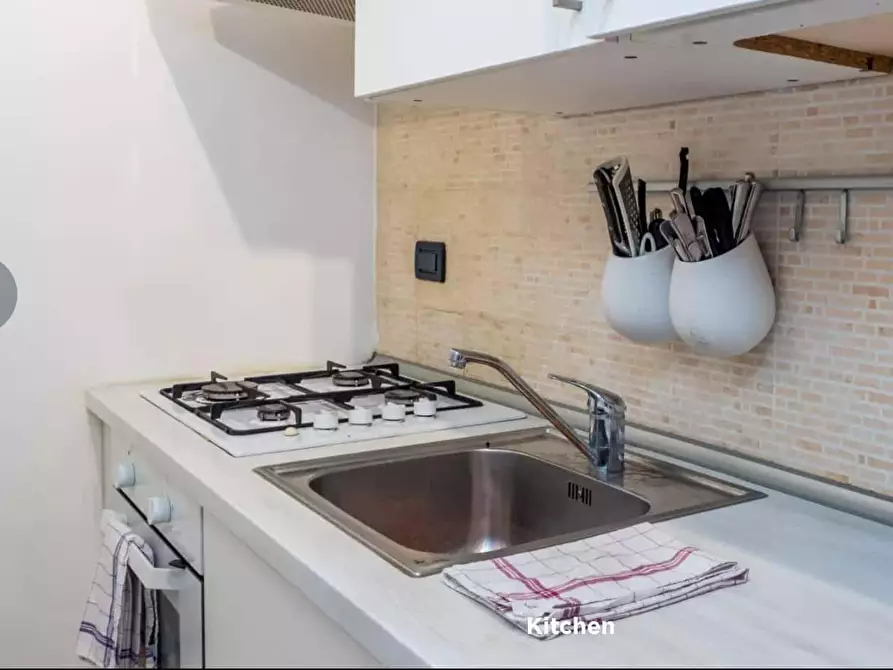 Immagine 6 di Camera in affitto  in Via Luigi Mercantini25 a Milano