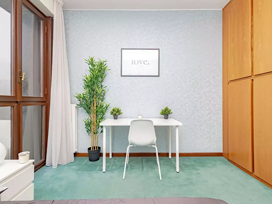 Immagine 4 di Camera in affitto  in Via Francesco Caracciolo77 a Milano