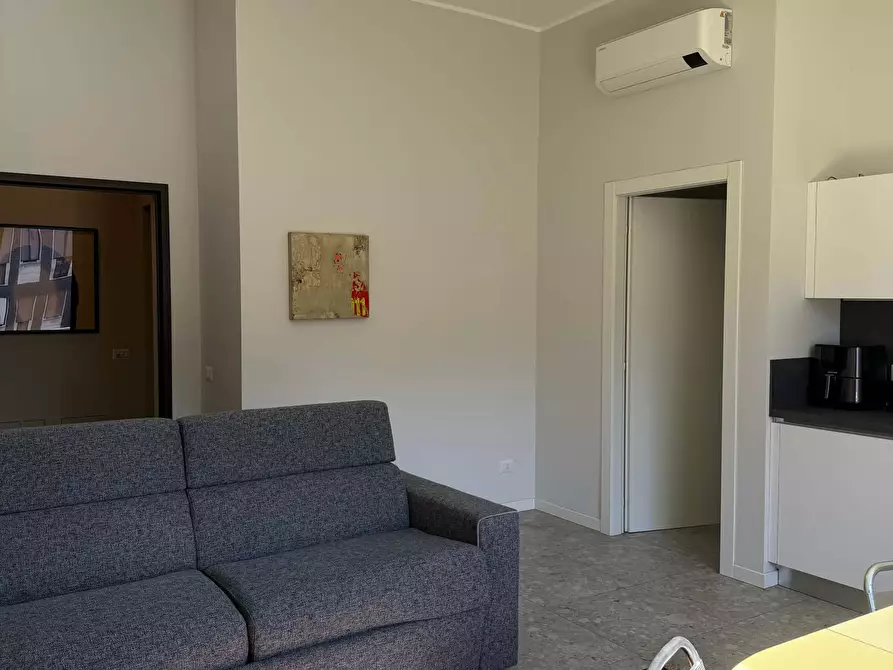 Immagine 18 di Appartamento in affitto  in Viale Beatrice d'Este1 a Milano