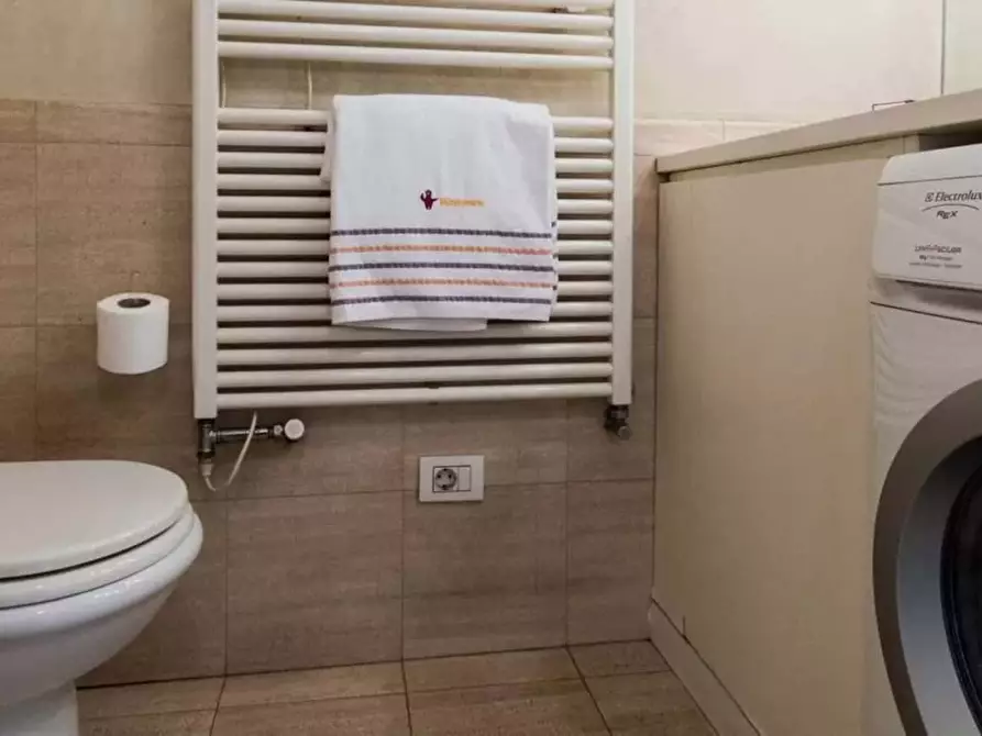 Immagine 62 di Appartamento in affitto  in Via Pontaccio a Milano