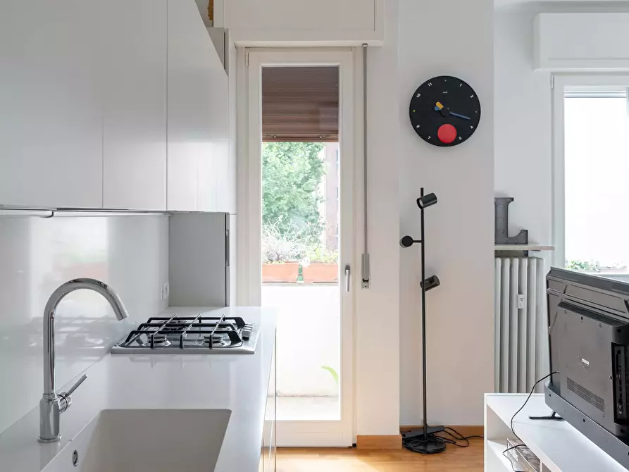 Immagine 5 di Appartamento in affitto  in Via Domodossola21 a Milano