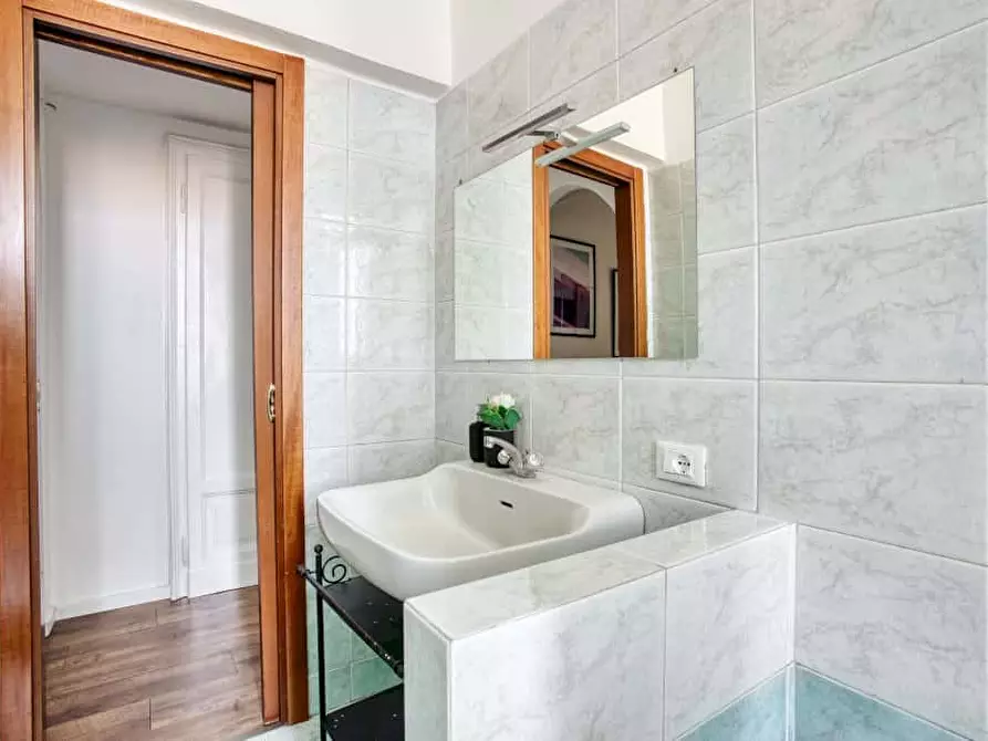 Immagine 17 di Camera in affitto  in Via Pellegrino Rossi14 a Milano