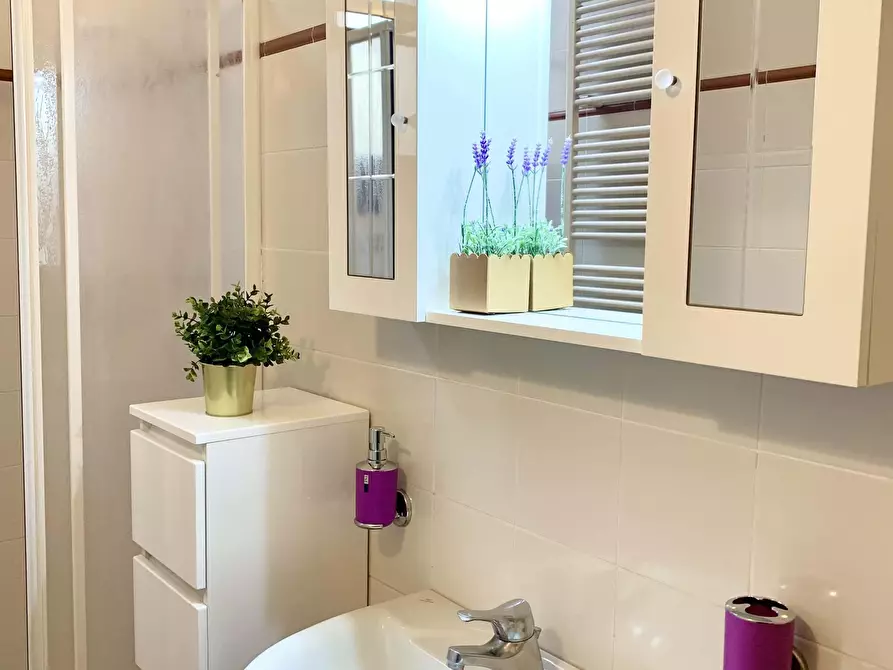 Immagine 12 di Camera in affitto  in Via Sant'Antonino13 a Firenze