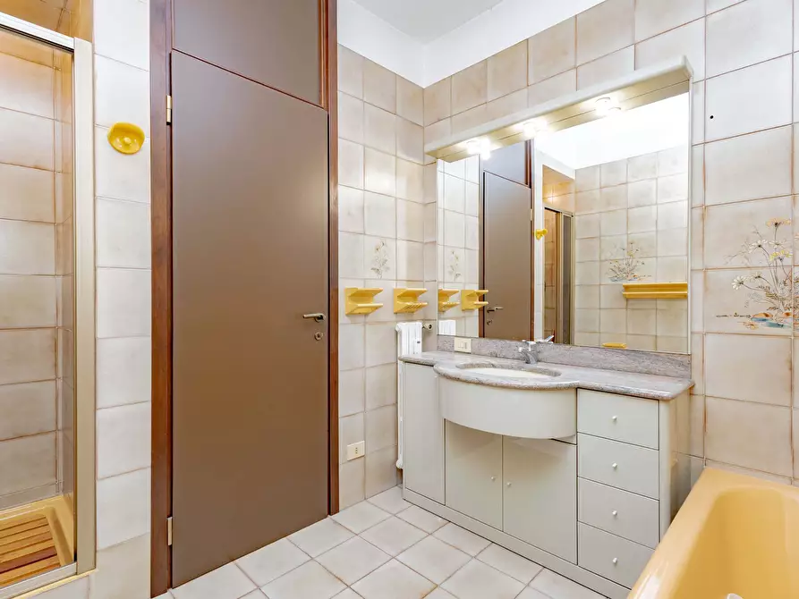 Immagine 27 di Camera in affitto  in Via Francesco Caracciolo77 a Milano