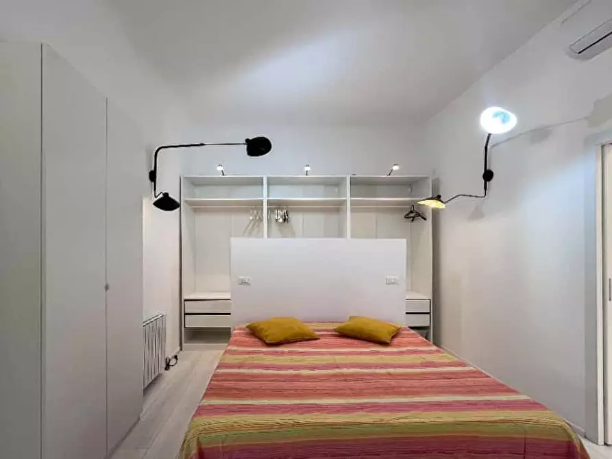 Immagine 6 di Appartamento in affitto  in Via Conte Rosso36 a Milano