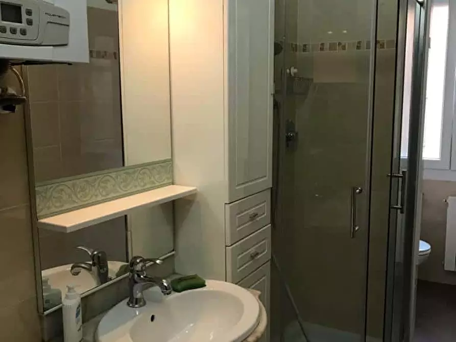 Immagine 6 di Camera in affitto  in Via Toscana85 a Bologna