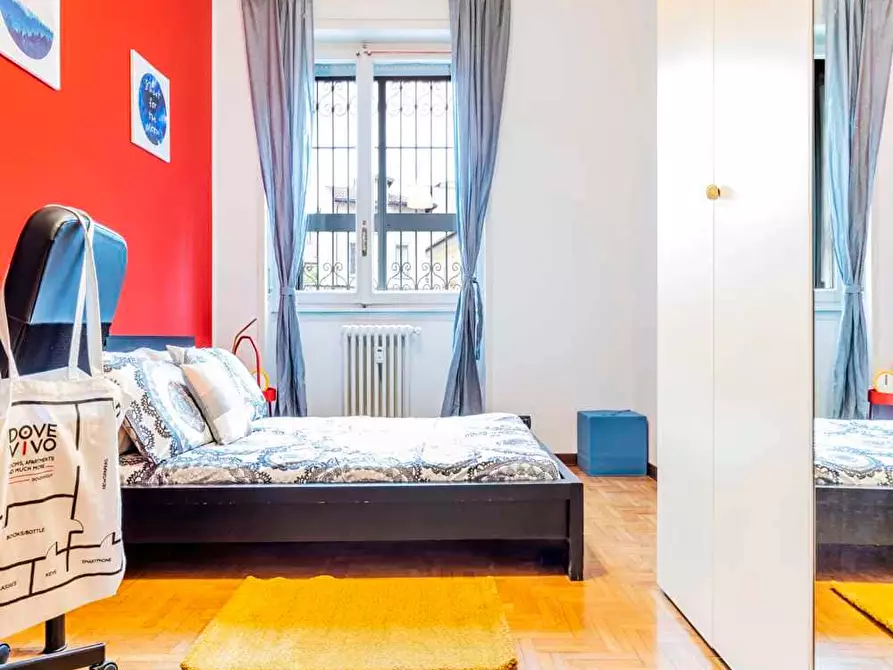 Immagine 6 di Camera in affitto  in Via Andrea Solari43/2 a Milano