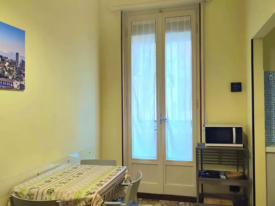 Immagine 6 di Appartamento in affitto  in Via Tavazzano a Milano