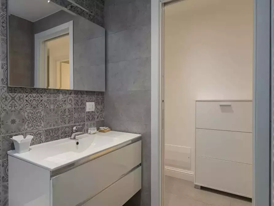 Immagine 22 di Appartamento in affitto  in Via della Moscova27 a Milano