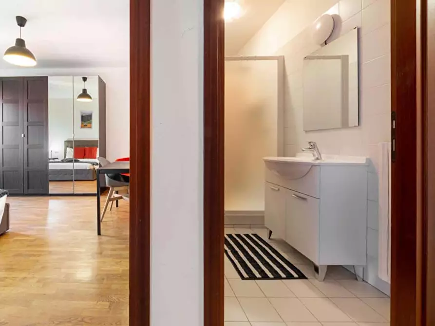 Immagine 5 di Camera in affitto  in Corso Vercelli18 a Milano