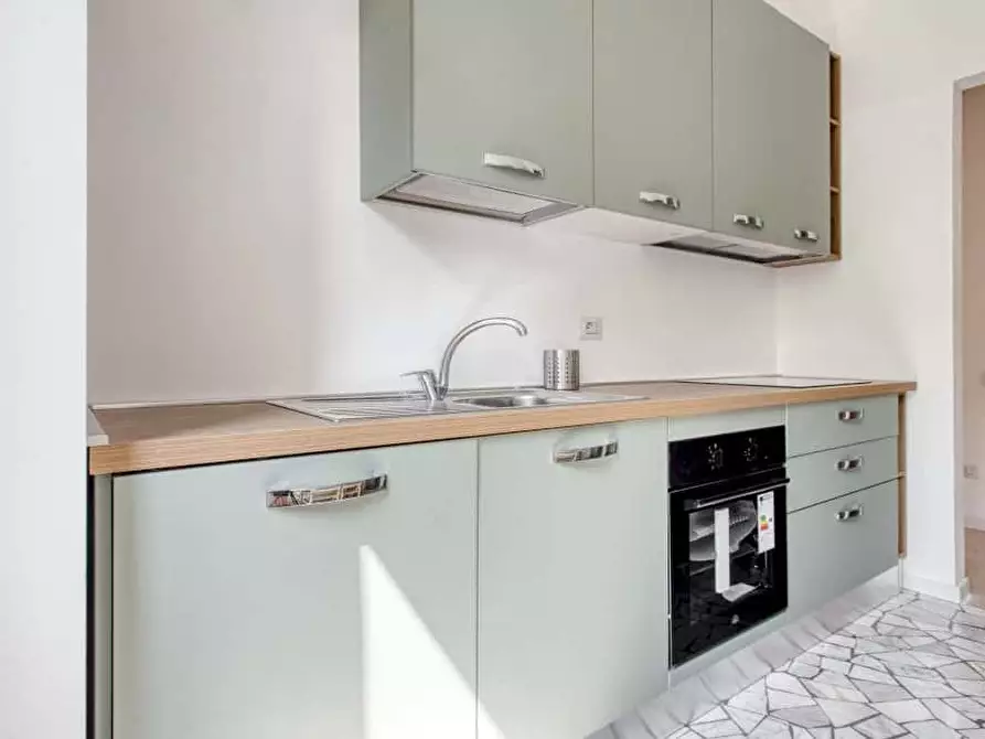 Immagine 8 di Camera in affitto  in Via Maniago2 a Milano