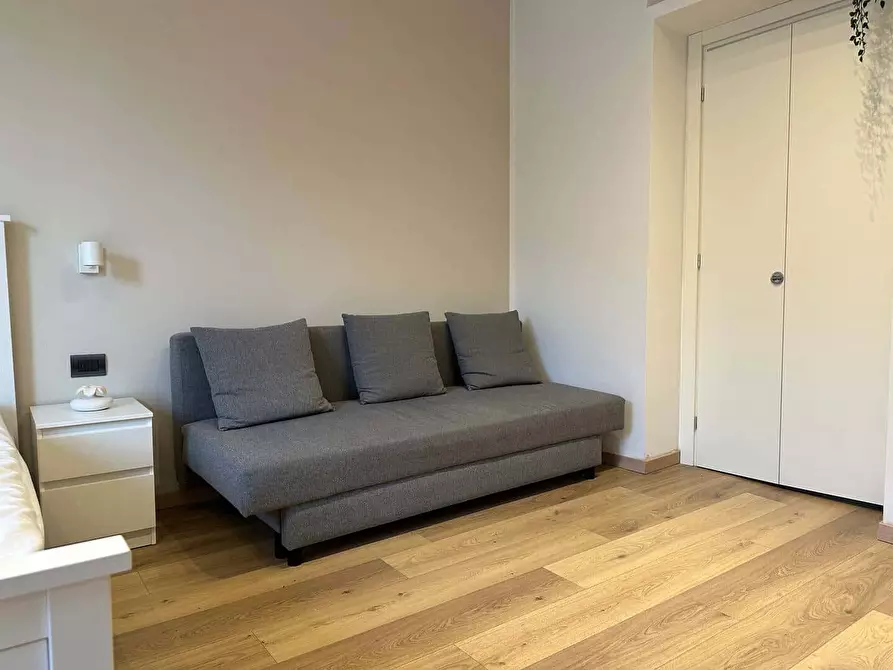Immagine 15 di Appartamento in affitto  in Via Luigi Porro Lambertenghi3 a Milano