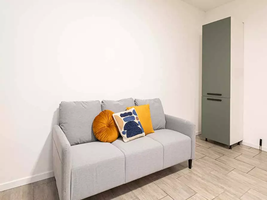 Immagine 35 di Camera in affitto  in Via Comelico8 a Milano