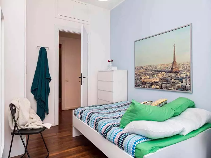 Immagine 7 di Camera in affitto  in Via Antonio Canova25 a Milano