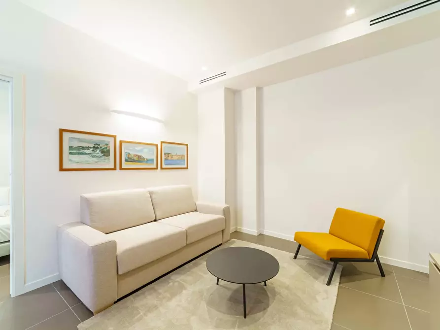 Immagine 12 di Appartamento in affitto  in Via San Senatore2 a Milano