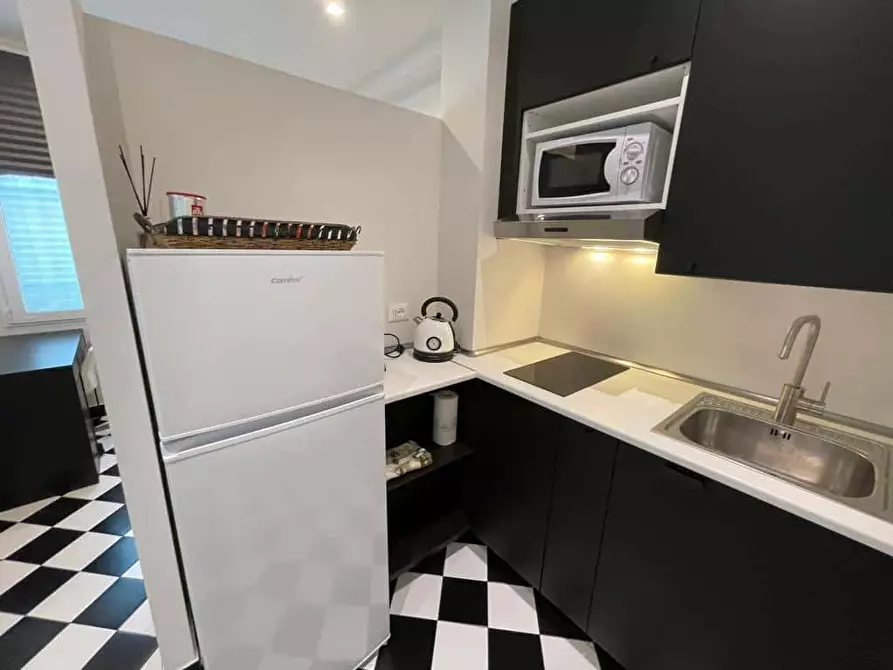 Immagine 6 di Appartamento in affitto  in Via Privata Chioggia9 a Milano