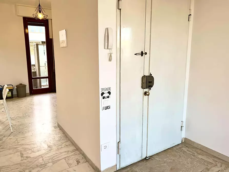 Immagine 24 di Camera in affitto  in Viale Francesco Redi45 a Firenze