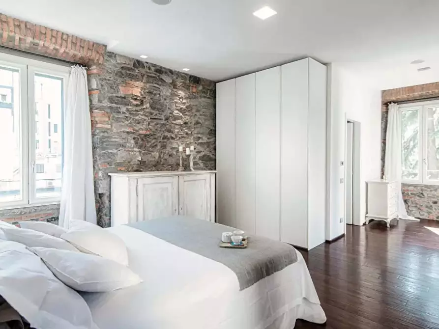 Immagine 33 di Appartamento in affitto  in Via Morazzone Pier Francesco Mazzucchelli a Como